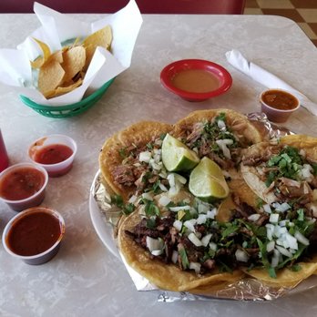El Campesino - Carnitas, and asada tacos. Some of the best I have had. - Mexican Near Me - Columbus, North Carolina