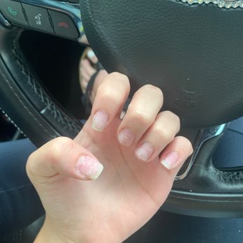 Studio Nail Bar - Nail Salons Near Me - Burbank, California