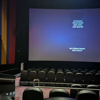 Regal Lansing Mall - Cinema Near Me - Lansing, Michigan