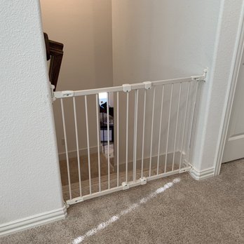 Infant House - Baby gate, top of stairs - Childproofing Near Me - Flower Mound, Texas Infant House - Baby gate, top of stairs - Childproofing Near Me - Flower Mound, Texas