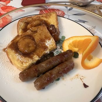 The Steamboat Inn - Bananas Foster French Toast - Bed & Breakfast Near Me - Jefferson, Texas The Steamboat Inn - Bananas Foster French Toast - Bed & Breakfast Near Me - Jefferson, Texas