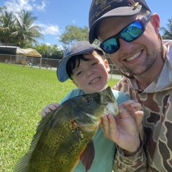 F & F Bait and Tackle
