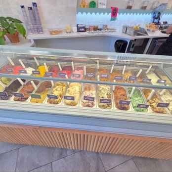 Freddo - All of the many gelato flavors offered. - Gelato Near Me - Las Vegas, Nevada