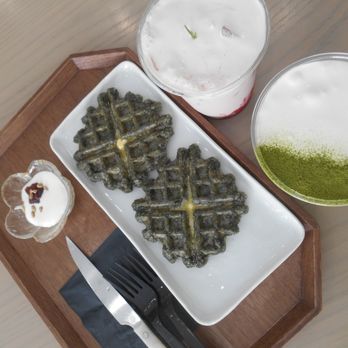 DAMO - mugwort waffle - Coffee & Tea Near Me - Los Angeles, California
