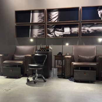 Hammer & Nails - Windermere - This is where you get mani/pedi treatments - Barbers Near Me - Windermere, Florida