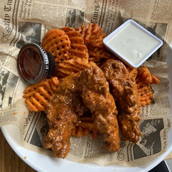 Howell's Kitchen and Bar - Buffalo tenders & Sweet potato fries - Pizza Near Me - Atlanta, Georgia Howell's Kitchen and Bar - Buffalo tenders & Sweet potato fries - Pizza Near Me - Atlanta, Georgia