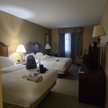 Hampton Inn Charleston-Historic District - 2 queen bed room leads out to courtyard - Hotels Near Me - Charleston, South Carolina Hampton Inn Charleston-Historic District - 2 queen bed room leads out to courtyard - Hotels Near Me - Charleston, South Carolina