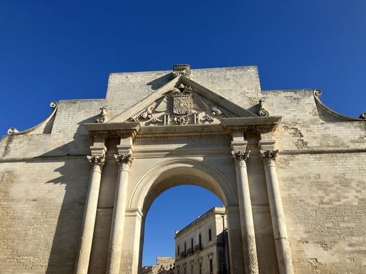 Porta Napoli by null