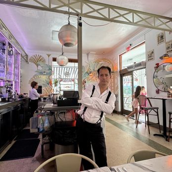 FL Cafe - The waitstaff were a hoot! - New American Near Me - Miami Beach, Florida FL Cafe - The waitstaff were a hoot! - New American Near Me - Miami Beach, Florida