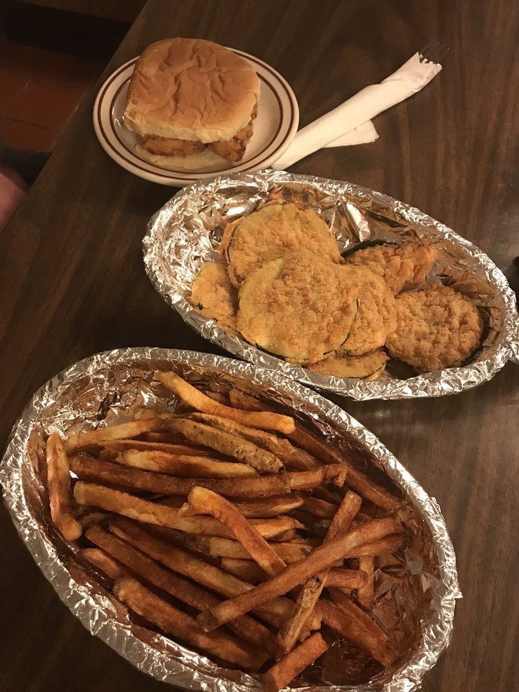 LOU’S FAMOUS FISH CLOSED Updated September 2024 10 Reviews 405 Mill St, Hopedale, Ohio