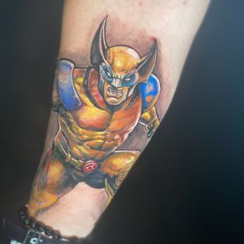 La Familia Tattoo Studio - Tattoo Near Me - Lancaster, California