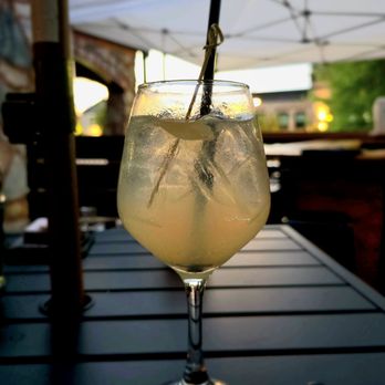 Stone House Tap - sunset in a glass - Cocktail Bars Near Me - Alpharetta, Georgia Stone House Tap - sunset in a glass - Cocktail Bars Near Me - Alpharetta, Georgia