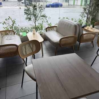 SYNT Coffee - Seating - Coffee & Tea Near Me - Los Angeles, California