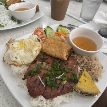 Pho Que Huong - Com tam - Vietnamese Near Me - Honolulu, Hawaii