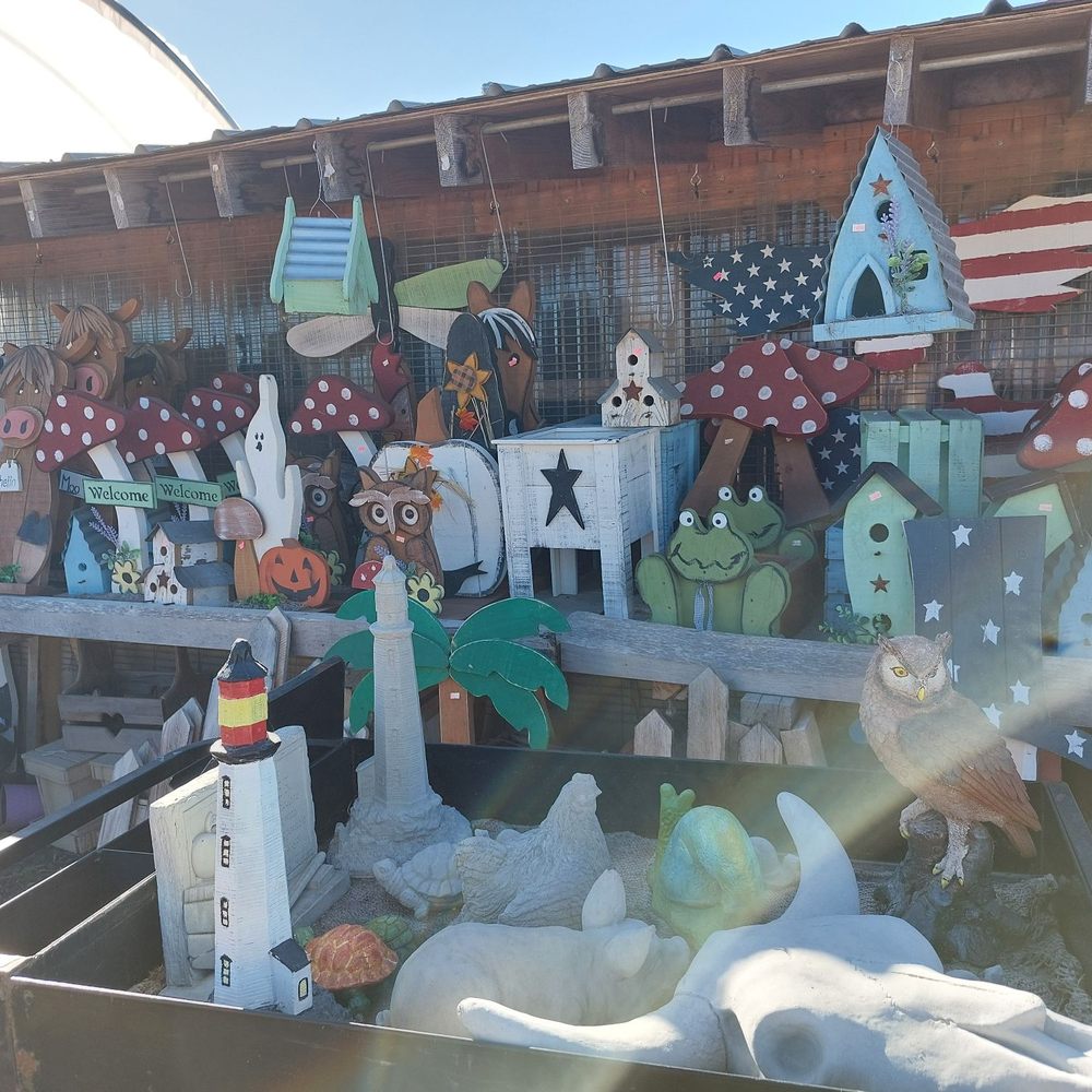 Farmer Jon's - Attraction Farms Near Me - Selkirk, New York