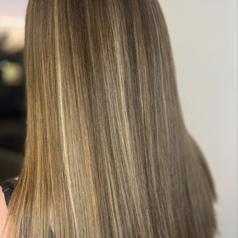 Encore Salon - Hair Salons Near Me - Vancouver, Washington