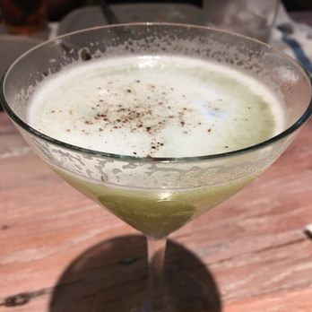 Moku Kitchen - Cocktail Bars Near Me - Honolulu, Hawaii