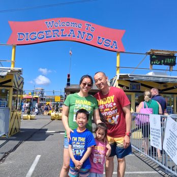 Diggerland USA - Our Fam @ Diggerland USA! - Amusement Parks Near Me - West Berlin, New Jersey Diggerland USA - Our Fam @ Diggerland USA! - Amusement Parks Near Me - West Berlin, New Jersey