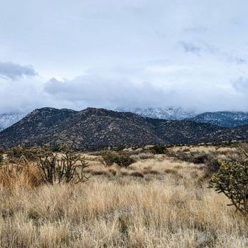 Michial M Emery Bear Canyon Trailhead - Hiking Near Me - Albuquerque, New Mexico