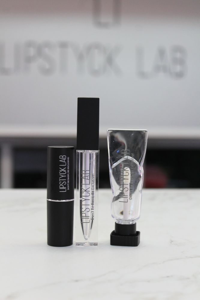 Lipstyck Lab Logo