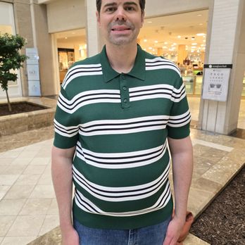 H&M - Men's Clothing Near Me - Vernon Hills, Illinois H&M - Men's Clothing Near Me - Vernon Hills, Illinois