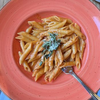 Pazza Notte - Penne alla Vodka - Pizza Near Me - Sacramento, California Pazza Notte - Penne alla Vodka - Pizza Near Me - Sacramento, California