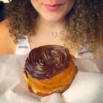 La Dolce Bakery - Bakeries Near Me - Old Bridge, New Jersey