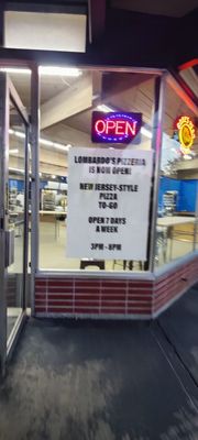 Lombardo's Pizzeria by null
