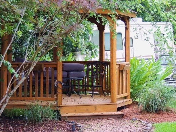 Slide of R&R Repairs and Renovations DBA Dabdoub’s Fencing