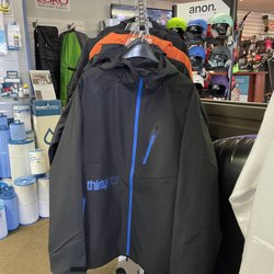Stan's Ski & Snowboard Shop - Ski and snowboard clothing