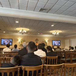 Vander Plaat Memorial Home