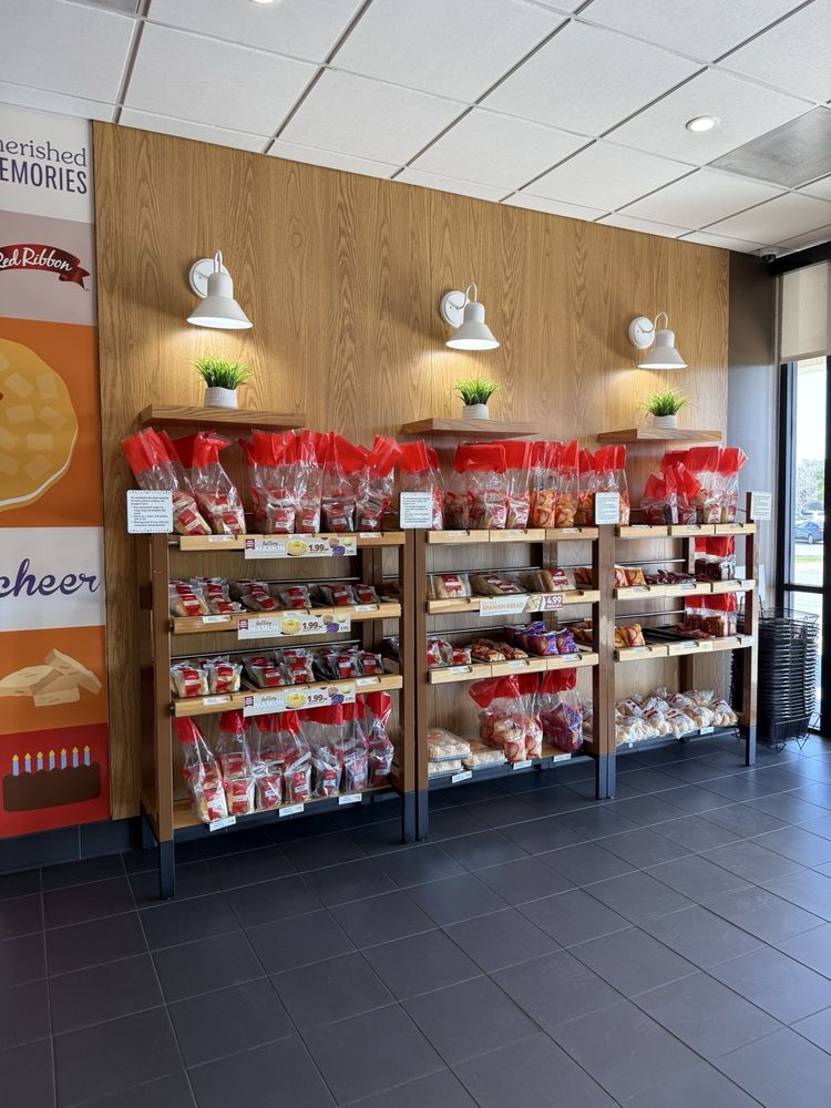 Red Ribbon Bakeshop gift card