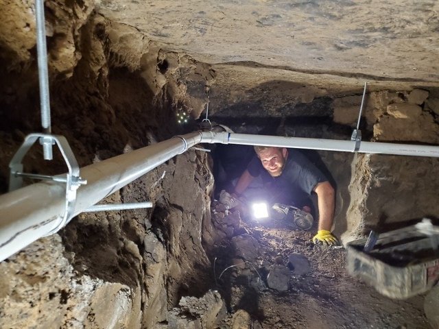 Slide of Accurate Leak and Line - San Antonio