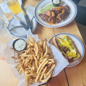 American Sardine Bar - Bars Near Me - Philadelphia, Pennsylvania American Sardine Bar - Bars Near Me - Philadelphia, Pennsylvania