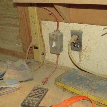 Specialty Home Inspections - An example of handyman style electrical wiring. - Home Inspectors Near Me - Pace, Florida