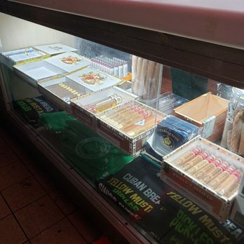 Versailles - 6.17.20 Cigars - Cuban Near Me - Miami, Florida Versailles - 6.17.20 Cigars - Cuban Near Me - Miami, Florida