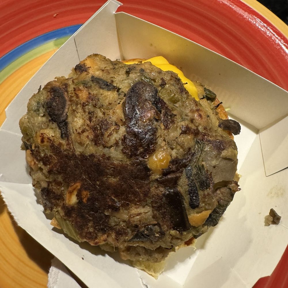 Harlem Shake - The veggie patty is mush but it's tasty mush - American Near Me - New York, New York