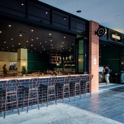 Moss Bros Dessert & Brunch Cafe
