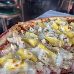 Papa's Pizzaria - Chicken and pineapple pizza