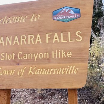 Kanarra Falls - Sign at parking lot - Hiking Near Me