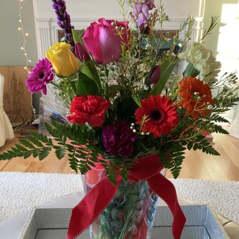Affordable Florals - Affordable Florals Valentine Bouquet - Florists Near Me - Cleveland, Ohio Affordable Florals - Affordable Florals Valentine Bouquet - Florists Near Me - Cleveland, Ohio
