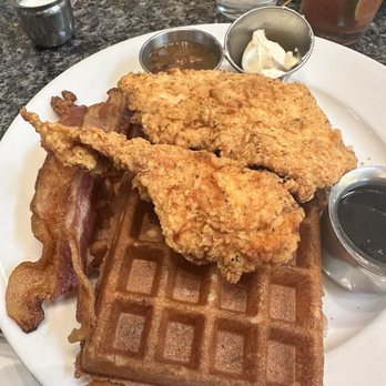 Marmalade Cafe - El Segundo - Southern Fried Chicken & Waffles - New American Near Me - El Segundo, California Marmalade Cafe - El Segundo - Southern Fried Chicken & Waffles - New American Near Me - El Segundo, California
