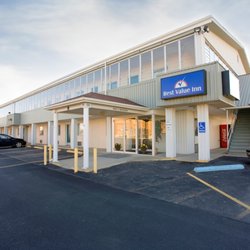 Americas Best Value Inn Litchfield - Front Exterior