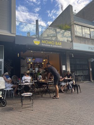 Momo Bar Manly by null