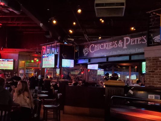 Chickie's & Pete's by null