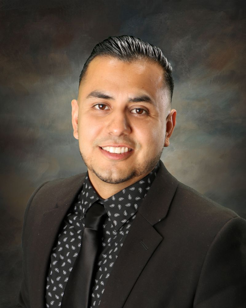 CHRIS CORZO’S RODEO REALTY Updated June 2024 11 Photos 9338