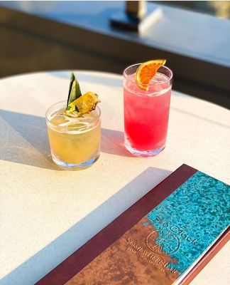 5 o'Clock Somewhere Bar - Times Square by null