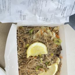 Receipt and wrong order, is this looks like sotanghon?