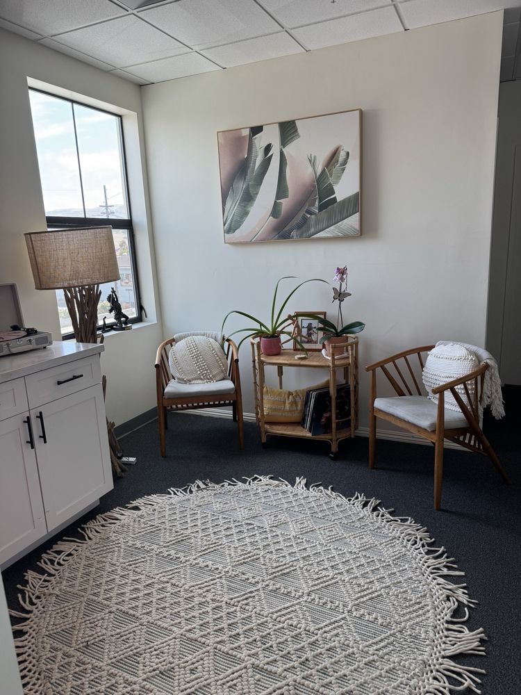 Hula Hands Massage Therapy