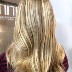 Sarah Nicole Hair - Blonde Balayage